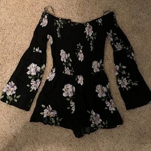 Pacsun off-the-shoulder romper